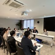 ビジョンボード研修を行いました。
